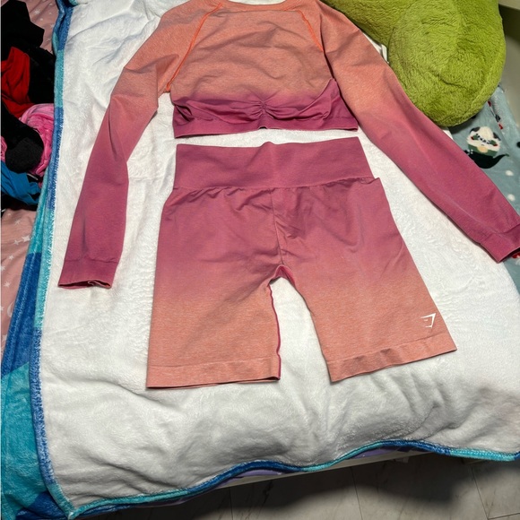 Gymshark Ombré Set (XL/L) - Picture 2 of 5